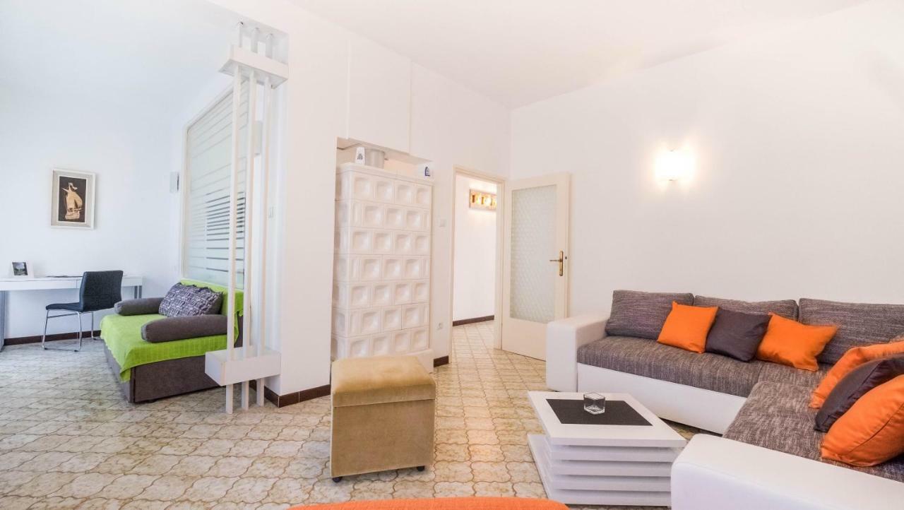 Apartment Ema メドゥリン エクステリア 写真