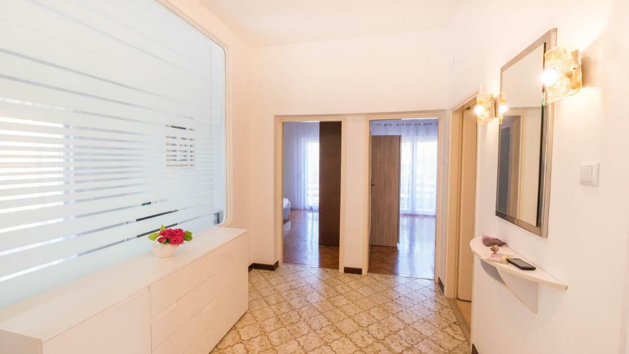 Apartment Ema メドゥリン エクステリア 写真